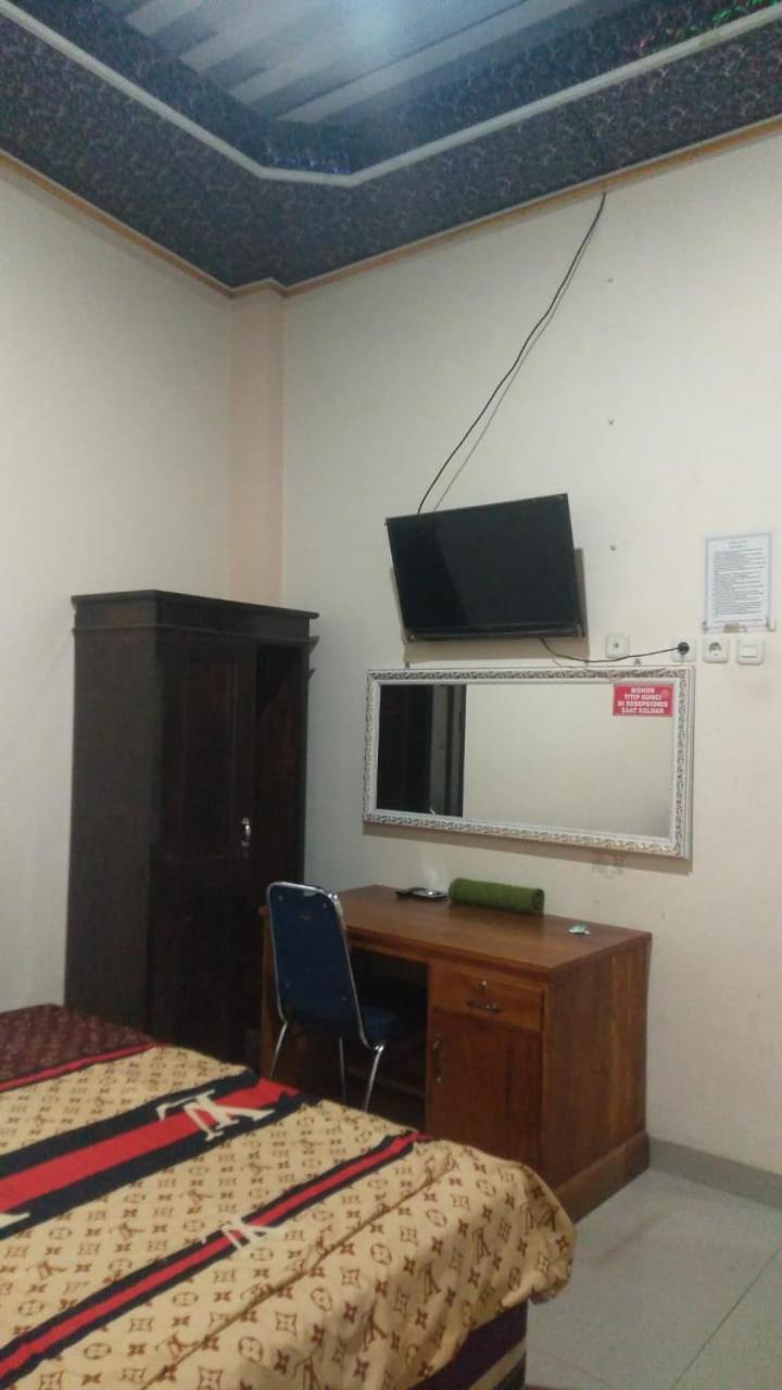 موتيل Wisma Reza Palopo المظهر الخارجي الصورة